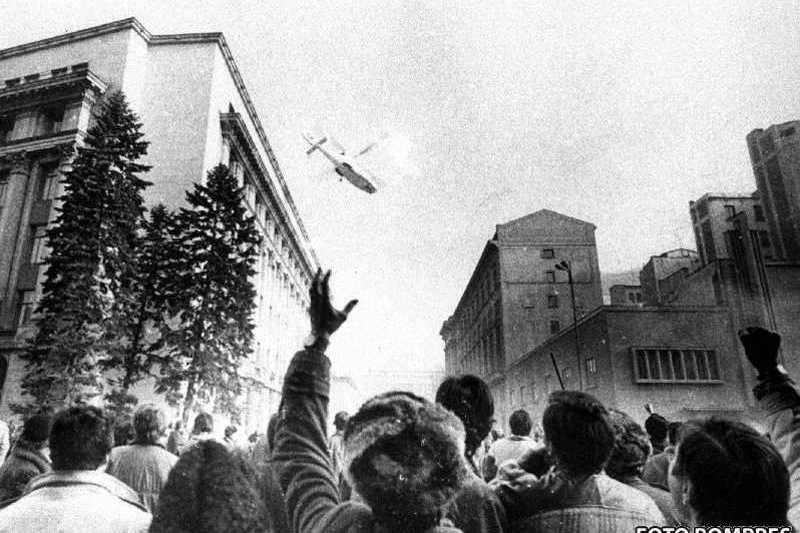 Revolutia la Bucuresti, Foto: Rompres