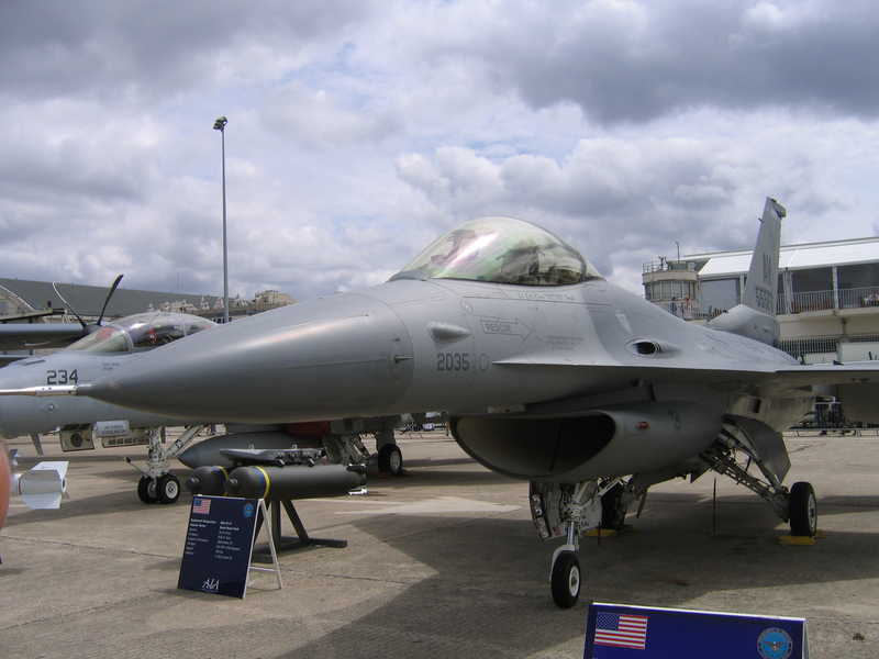 F16, Foto: Hotnews