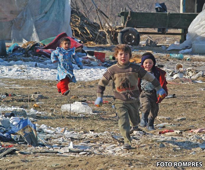 Focar de rujeola in comunitati de romi, Foto: Rompres