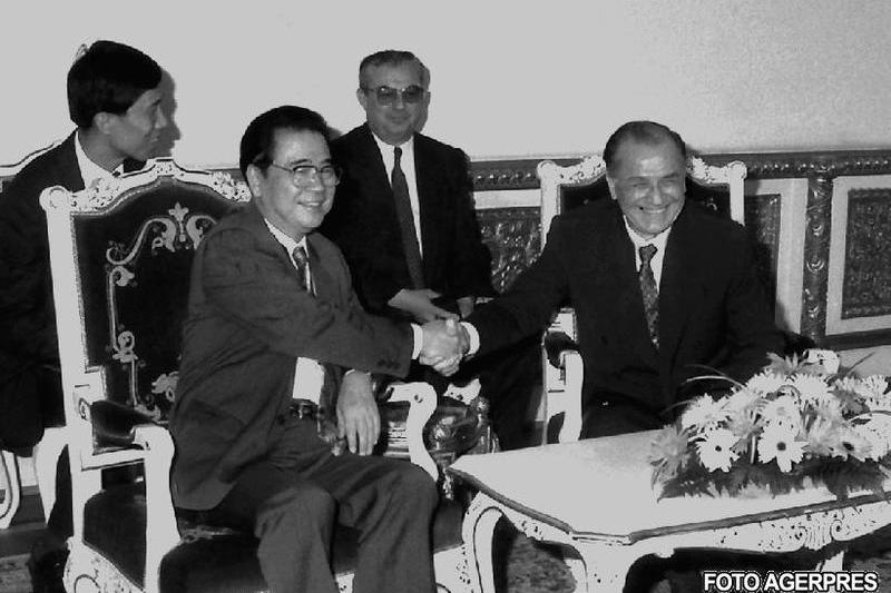 Ion Iliescu si Li Peng, in 1994, Foto: AGERPRES