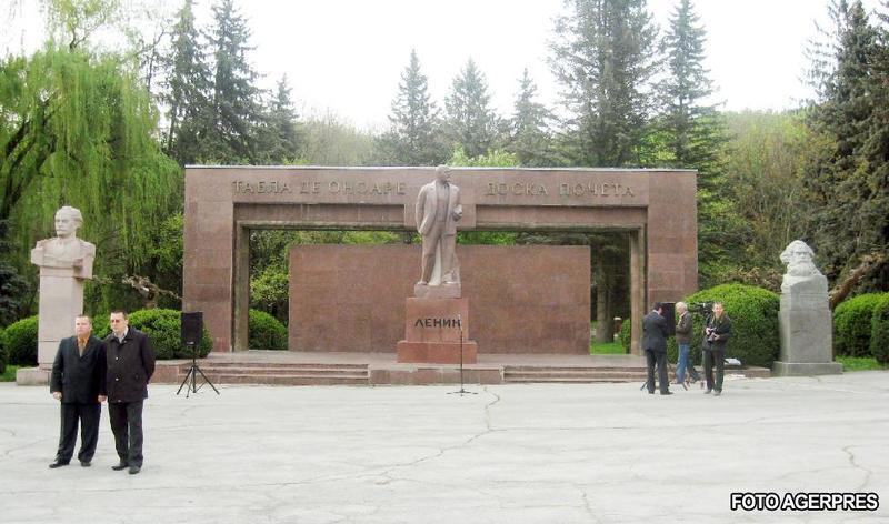 Monumentul lui Lenin din Chisinau, Foto: AGERPRES