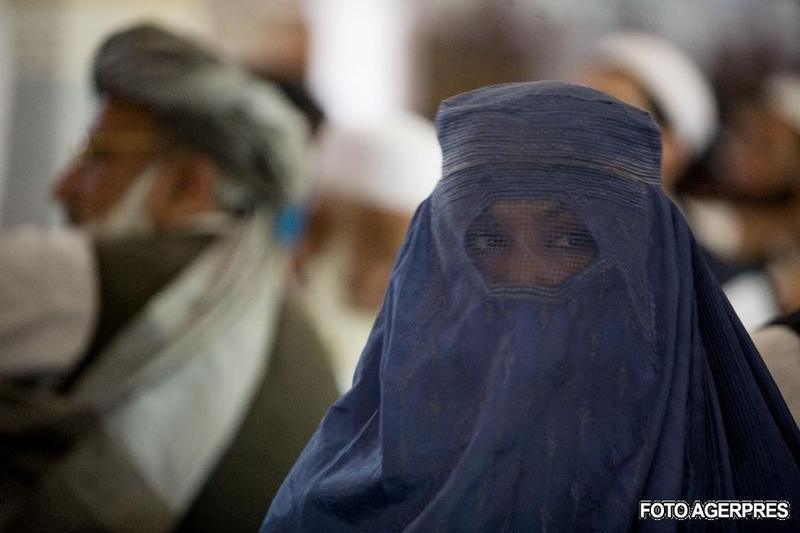 Burqa, un obiect controversat, Foto: Agerpres