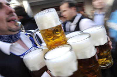 Halbe de bere, Foto: Reuters
