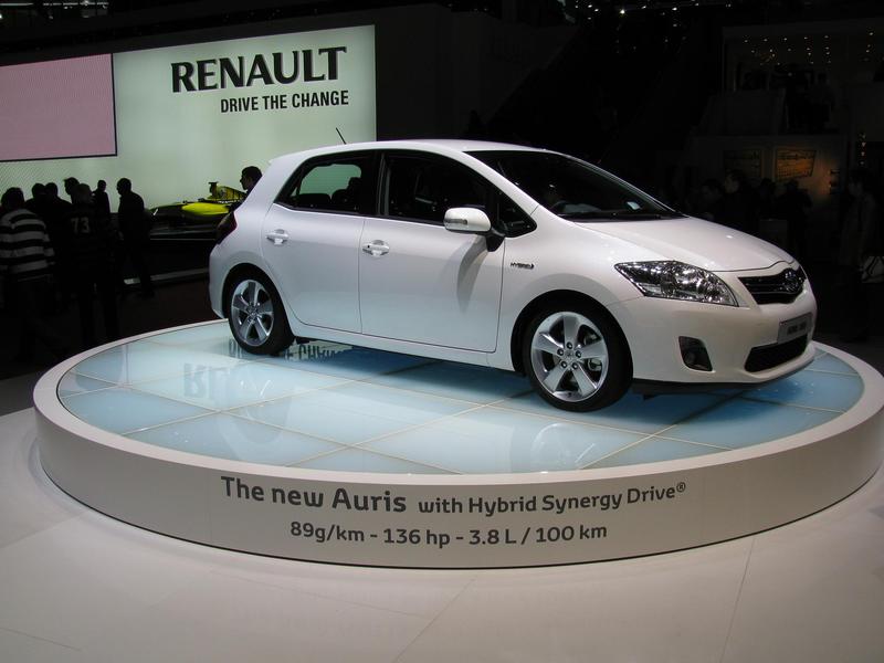 Toyota Auris hibrid, Foto: HotNews.ro