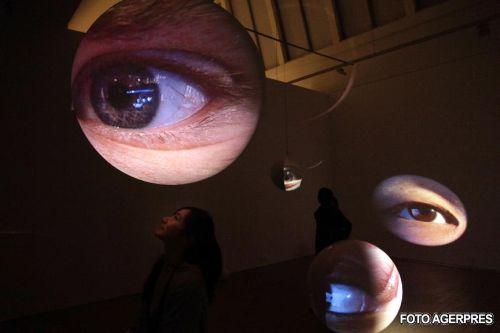 ochi, Foto: AGERPRES