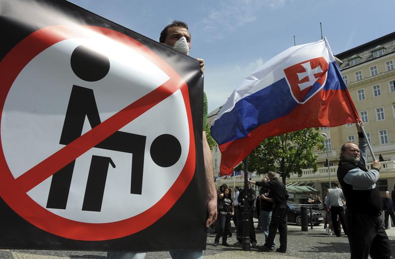 Contramanifestatie violenta la parada gay din Slovacia, Foto: Reuters