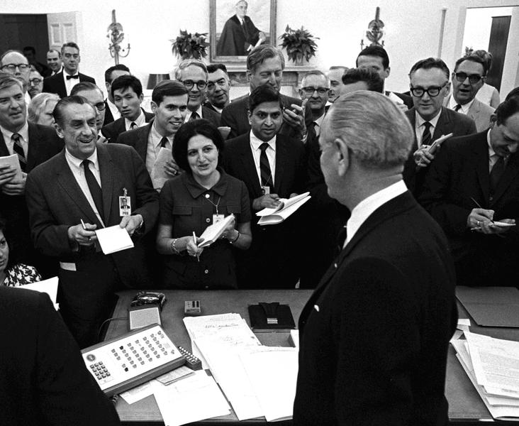 Helen Thomas si Lyndon Johnson, 1968, Foto: Reuters