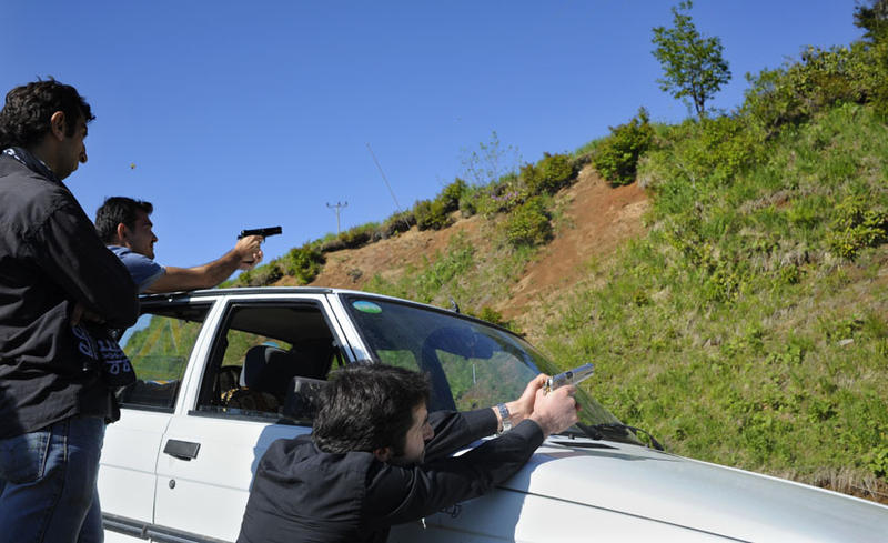 pistolarii, Foto: Petrut Calinescu