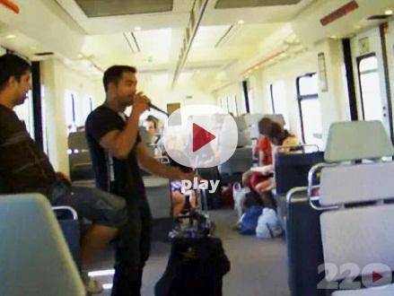 Concert de manele, Foto: Captura 220.ro