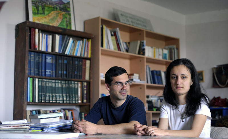 in NKR, intre oameni, Foto: Petrut Calinescu