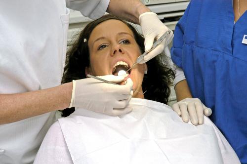 Alimentele acide agraveaza sensibilitatea dentara, Foto: PhotoExpress