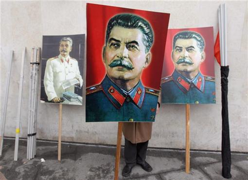 Stalin, dezinformat de serviciile secrete pe care el insusi le decapitase, Foto: Reuters