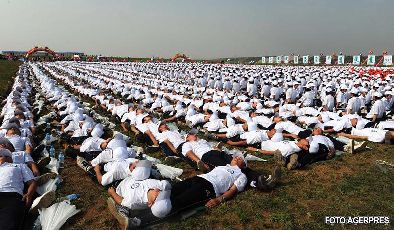 Cel mai mare domino uman, Foto: Agerpres