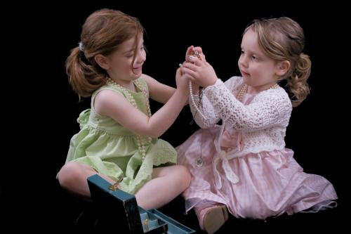 E usor sa iti faci prieteni, la orice varsta, Foto: PhotoExpress