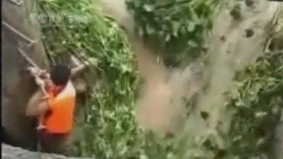 Salvare in ultimul moment, Foto: Captura LiveLeak