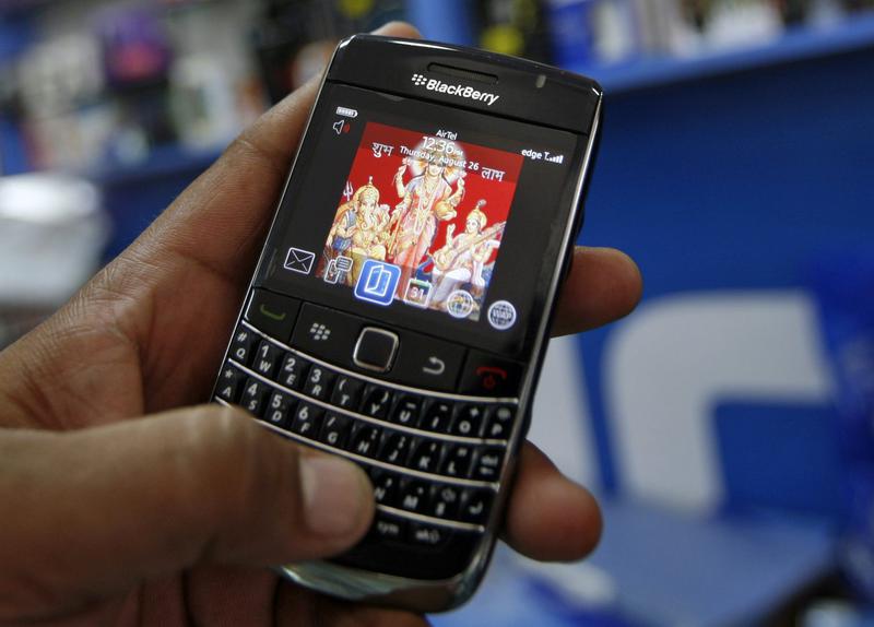 Blackberry pare a ceda presiunilor indiene, Foto: Reuters