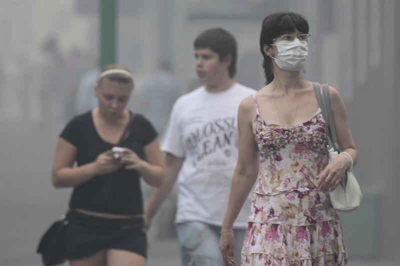 Moscovitii sufera din cauza fumului, Foto: Reuters