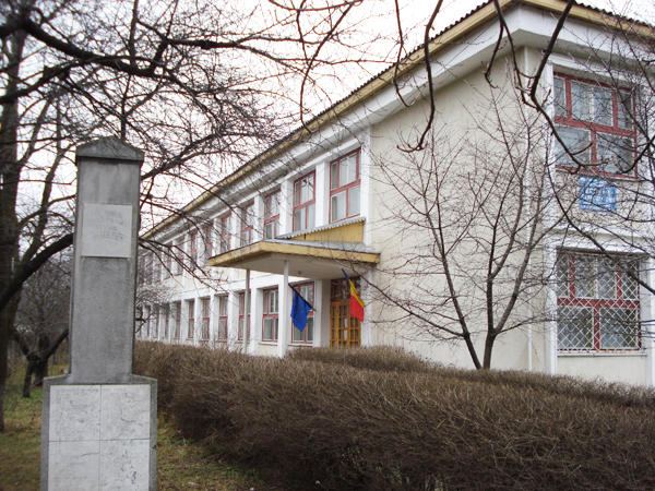 Scoala Letea, Foto: www.cesarom.ro