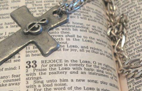 Pasaj din Biblie, Foto: PhotoExpress