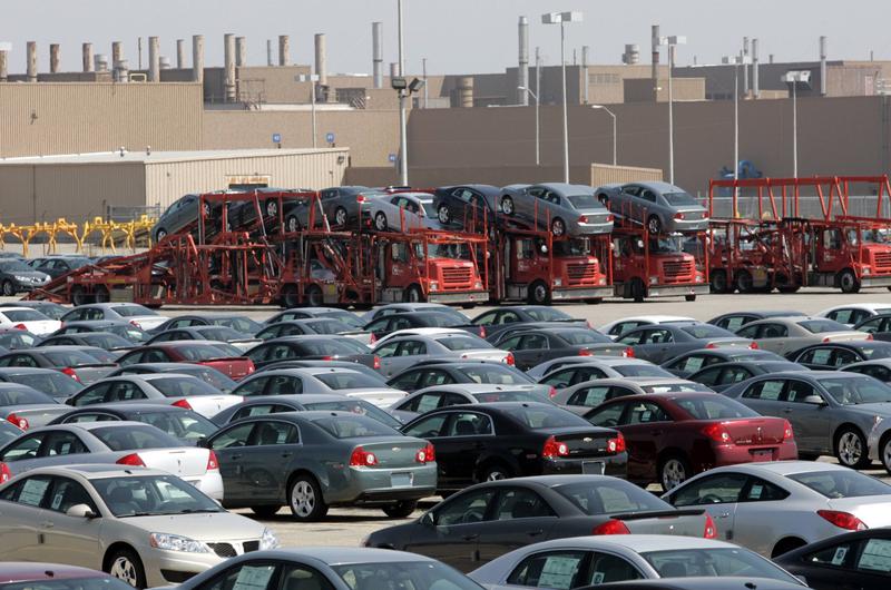 Lot de masini Pontiac la uzina din Lake Orion, Michigan, Foto: Reuters