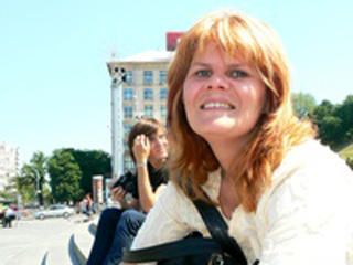 Mamele surogat, un fenomen scapat de sub control, Foto: Balkan Investigative Reporting Network