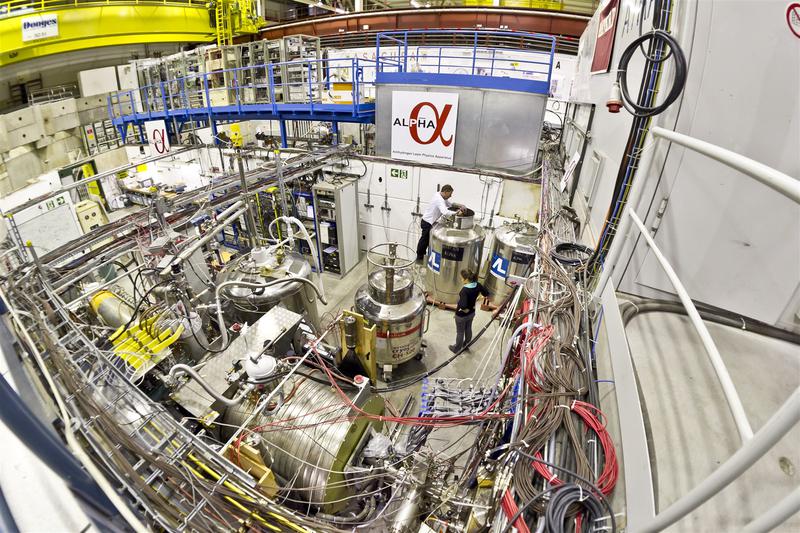 CERN mai face un pas pentru elucidarea misterului ce invaluie antimateria, Foto: CERN