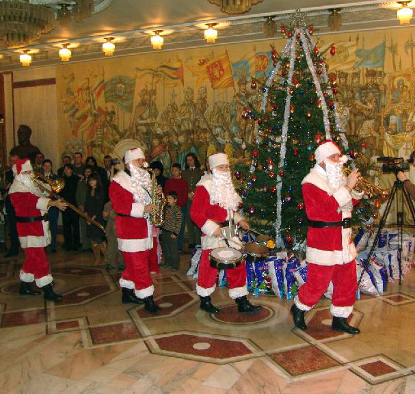 Mos Craciun, Foto: Rompres