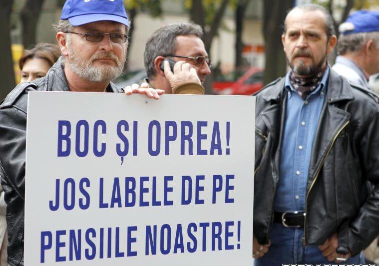 Pensionarii militari protesteaza impotriva recalcularii pensiilor, Foto: Agerpres