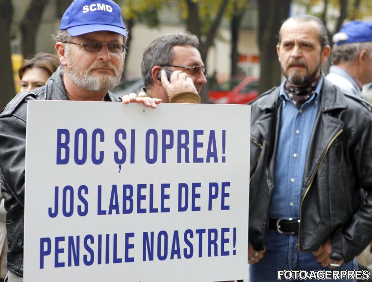 Pensionarii militari protesteaza impotriva recalcularii pensiilor, Foto: Agerpres