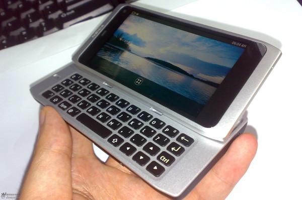 Prototip de Nokia N9, Foto: Engadget.com