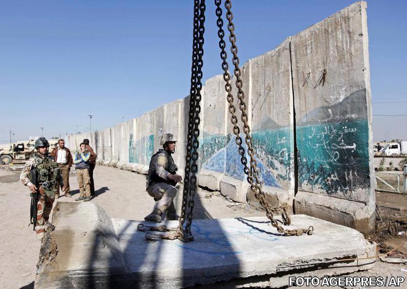 Zidurile sunt in prezent demolate, Foto: Agerpres