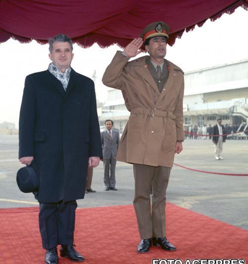 Muammar Gaddafi si Nicolae Ceausescu, februarie 1974, Foto: AGERPRES