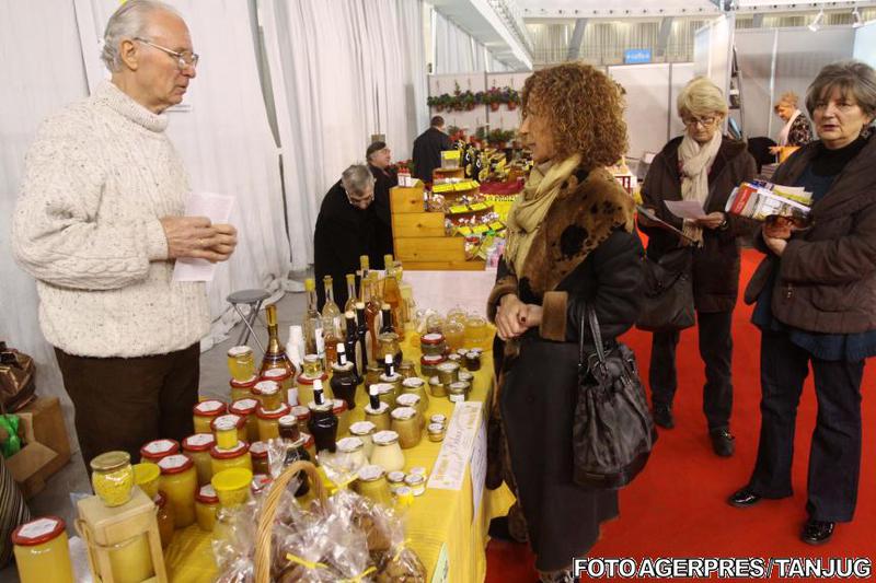 Targ de produse traditionale (arhiva), Foto: Agerpres / Tanjug