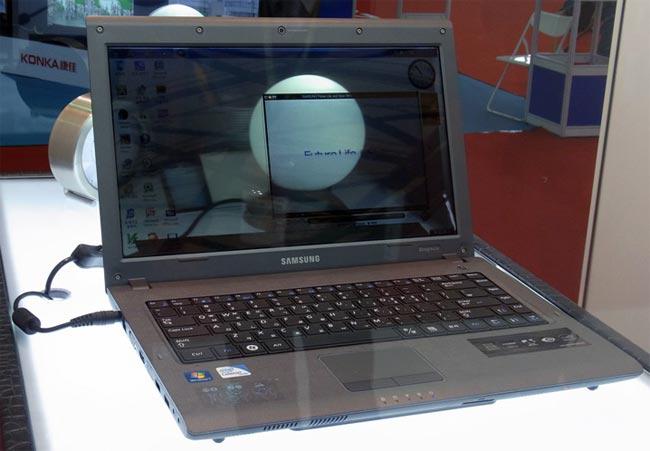Samsung Transparent Notebook, Foto: geeky-gadgets.com