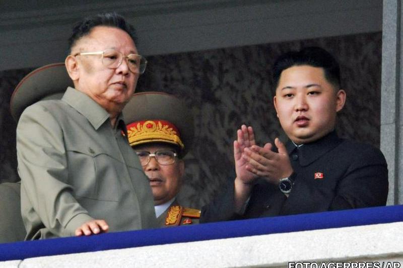 Kim Jong-Il, alaturi de fiul sau, Kim Jong-Un, Foto: Agerpres/AP