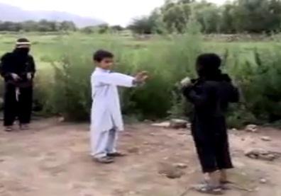 "Joc" dramatic in Afghanistan, Foto: Captura LiveLeak