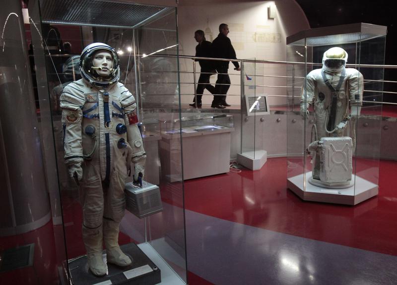 Exponate legate de Gagarin, intr-un muzeu moscovit, Foto: Reuters