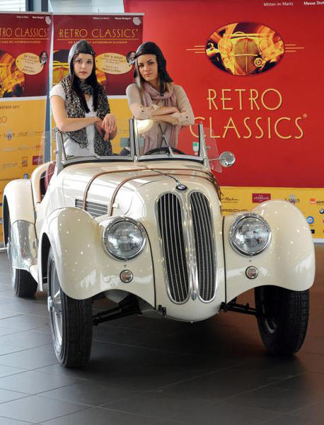 parada masini retro, Foto: Agerpres/EPA