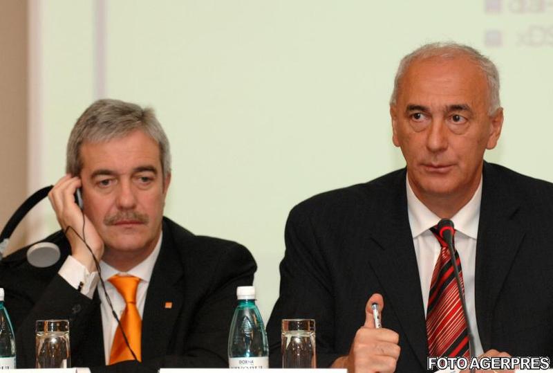 Richard Moat, fostul CEO Orange Romania si Dan Georgescu, in anul 2007, Foto: AGERPRES