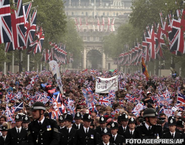 O multime entuziasmata, Foto: Reuters
