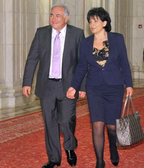 Strauss-Kahn si Anne Sinclaire, la Palatul Parlamentului (2010), Foto: Agerpres