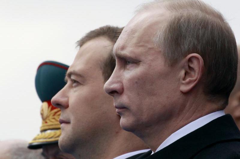 Vladimir Putin si Dmitri Medvedev , Foto: Reuters