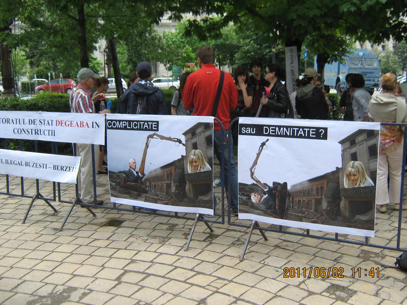 Mitingul pentru oprirea lucrarilor la Buzesti-Berzei, Foto: Hotnews