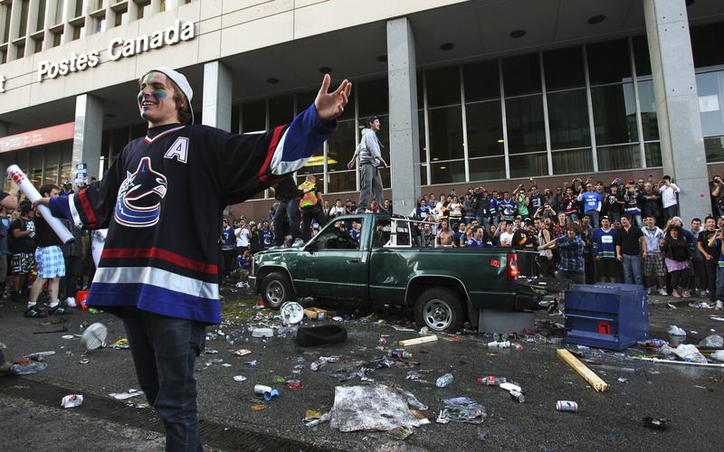 Suporterii au facut ravagii in Vancouver, Foto: Reuters