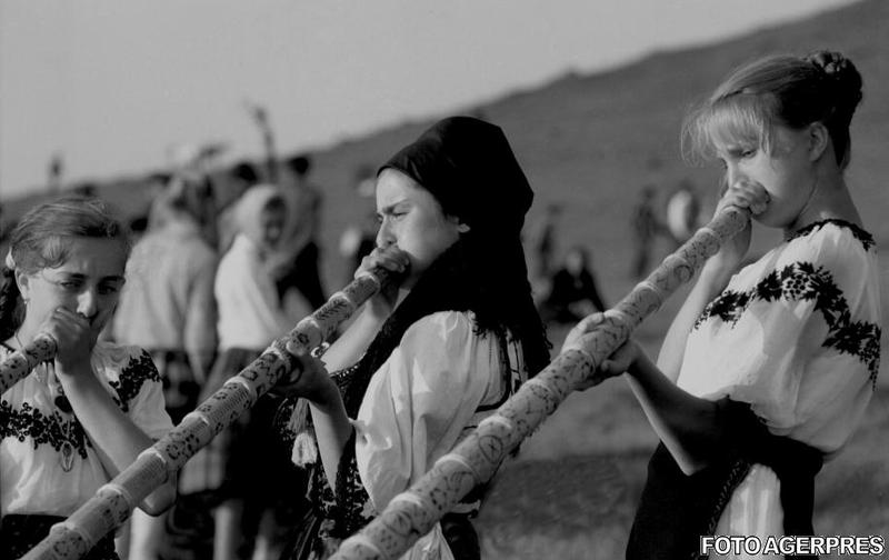 Targul de fete de pe Muntele Gaina (1967), Foto: Agerpres