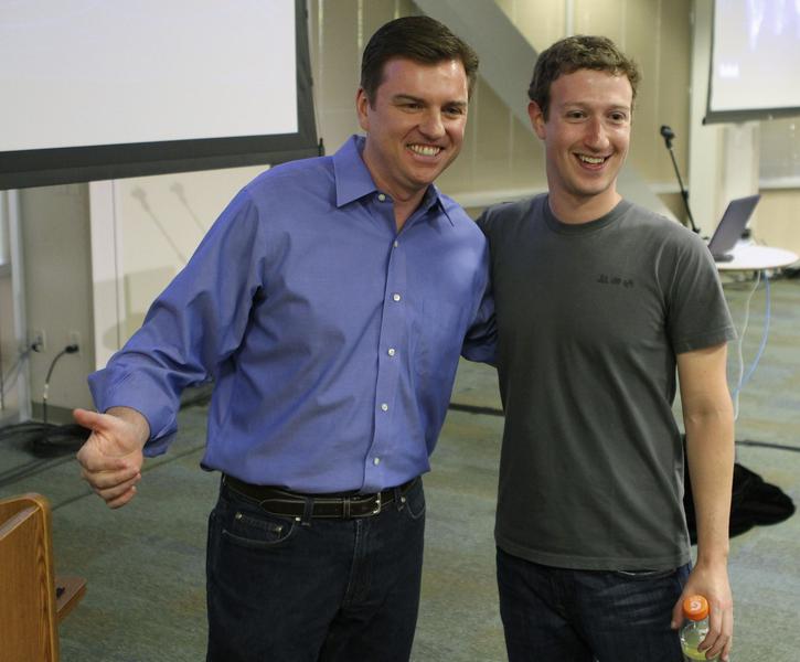 Tony Bates (Skype) si Mark Zuckerberg, Foto: Reuters