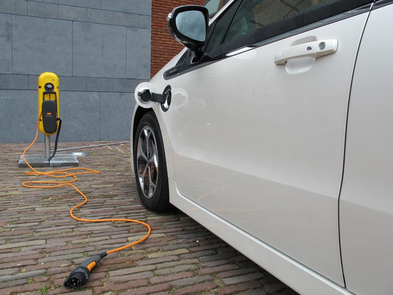 Reincarcare masina electrica, Foto: 0-100.ro