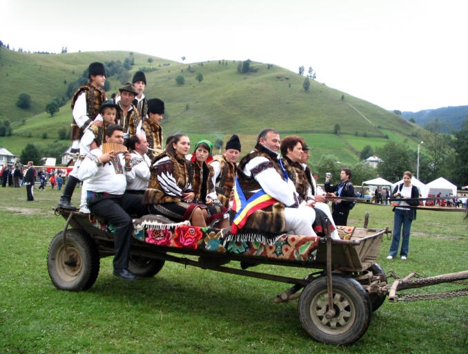 Festivalul National al Pastravului , Foto: ciocanestibucovina.eu