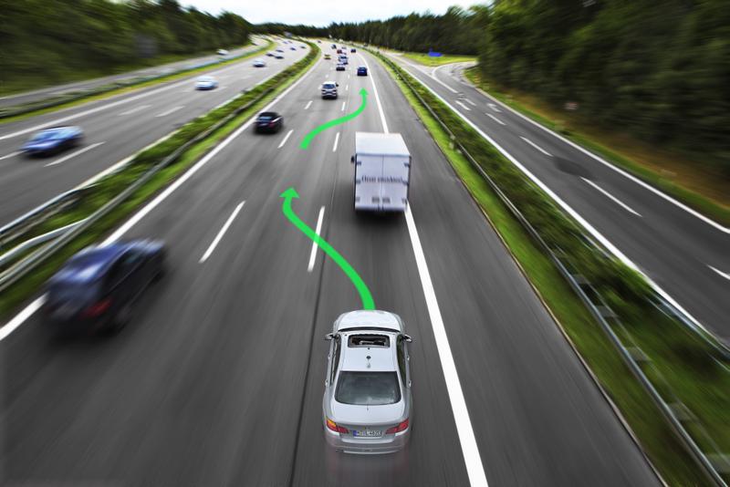 Sistem depasire automata BMW, Foto: BMW