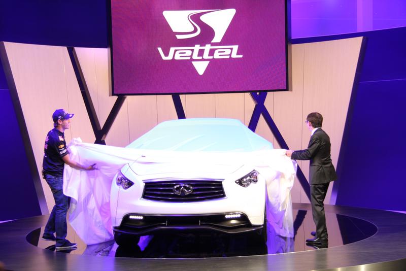 Sebastian Vettel descopera un Infiniti FX care-i poarta numele, Foto: 0-100.ro